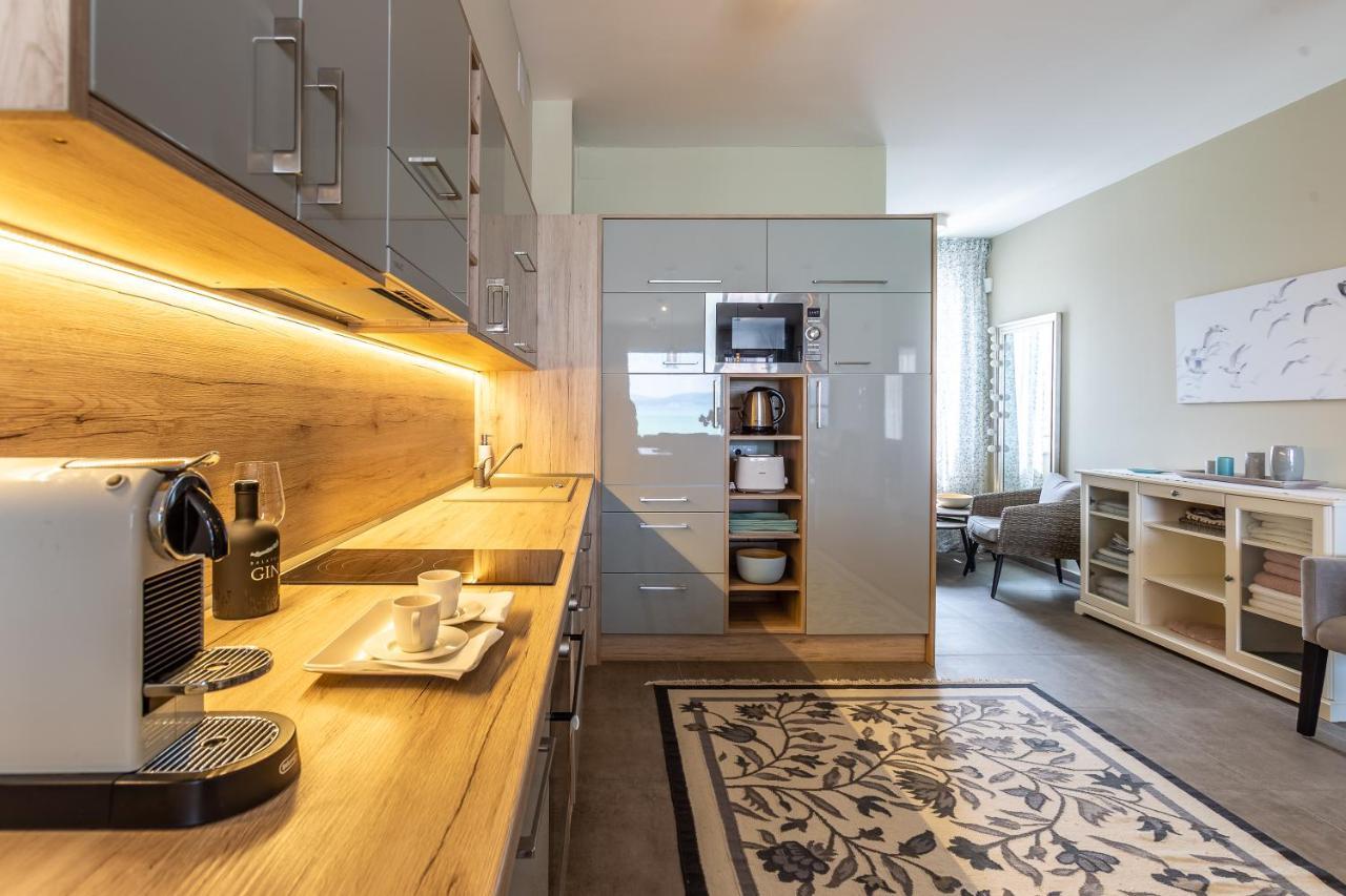 Lake Side Luxury Steps To The Lake Lela - Happy Rentals Balatonlelle Exteriér fotografie
