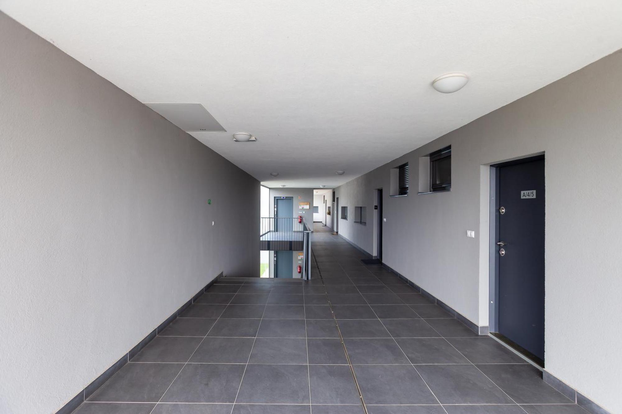 Lake Side Luxury Steps To The Lake Lela - Happy Rentals Balatonlelle Exteriér fotografie
